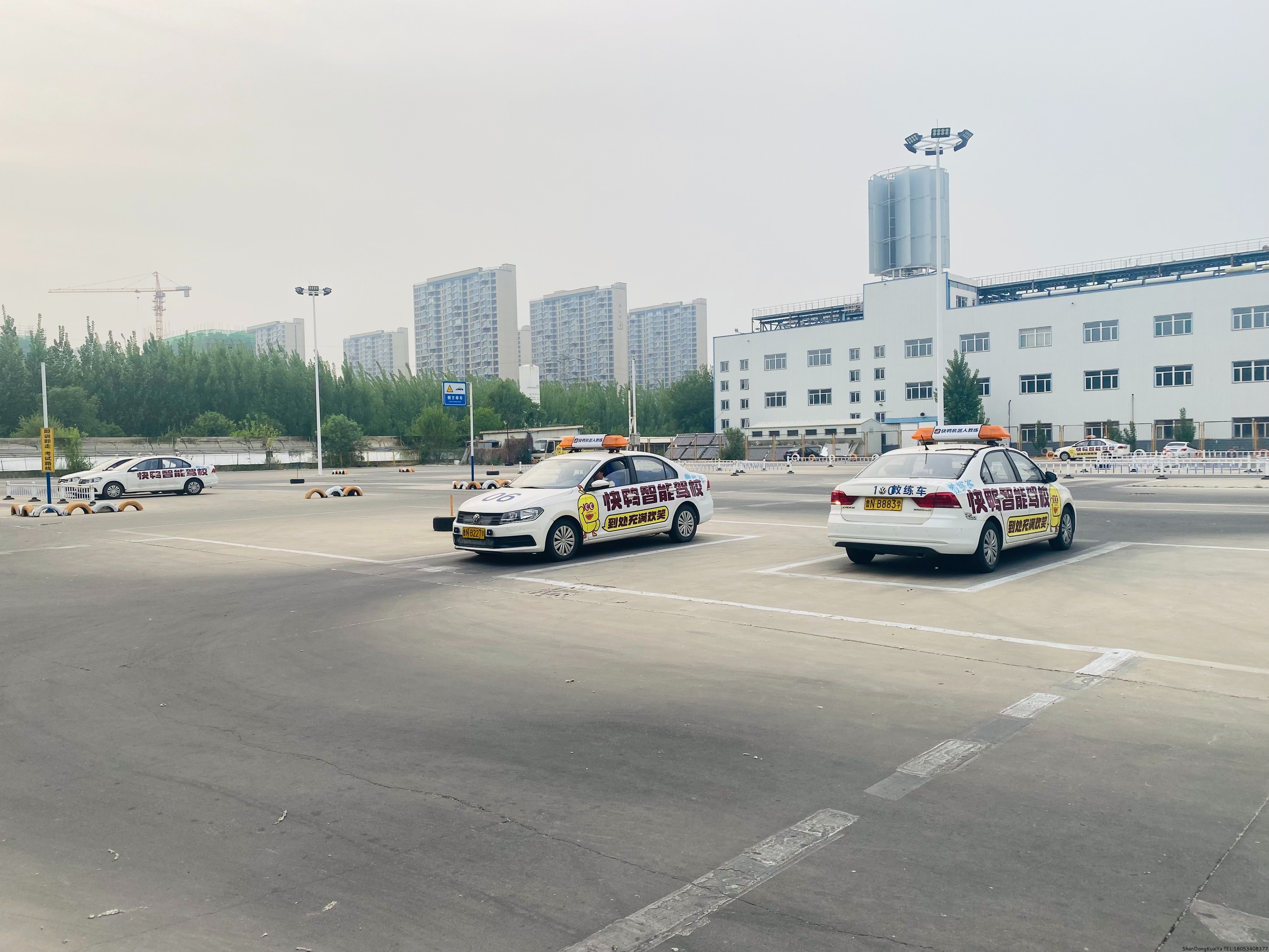 快鸭智能模拟器 机器人教练